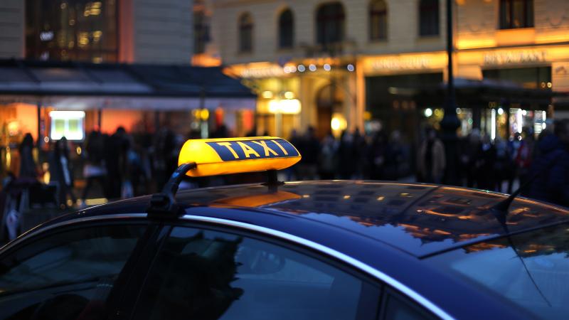 Działalność gospodarcza taxi osobowe - jakie wymagania należy spełnić?